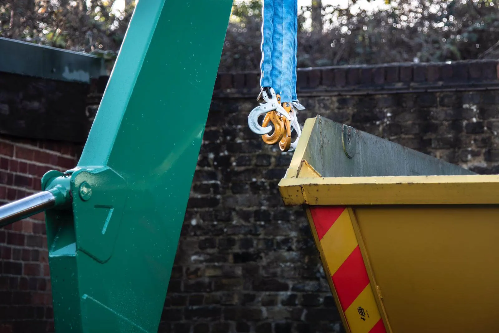 A.J. Lucas skips and lorries, photo 2